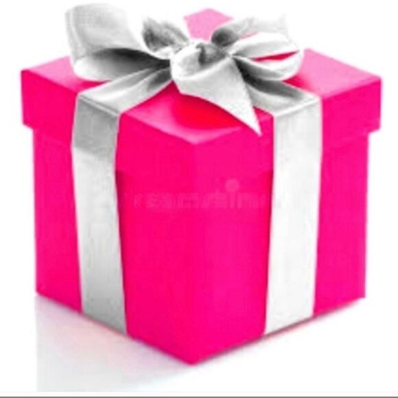 Ladies Mystery Box Size S Small (Size 4/6) 5-7 Items Resellers Bundle Lot - Picture 1 of 1